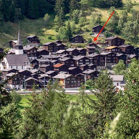 Denkmalgeschuetzter Spycher Total Renoviert Goms Bagian luar foto