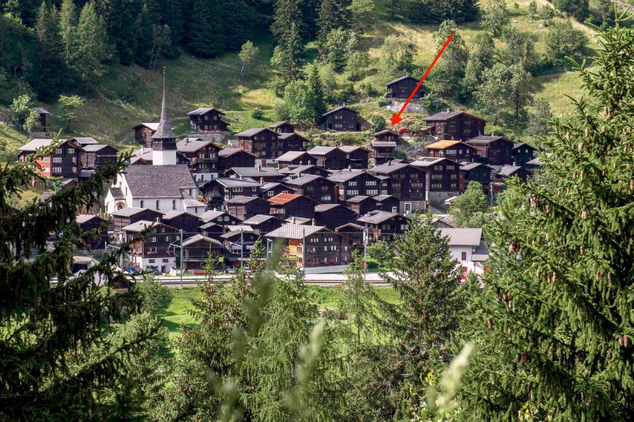 Denkmalgeschuetzter Spycher Total Renoviert Goms Bagian luar foto